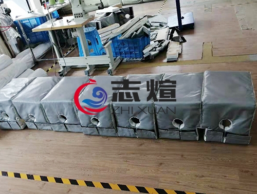 硫化機(jī)擠出保溫套